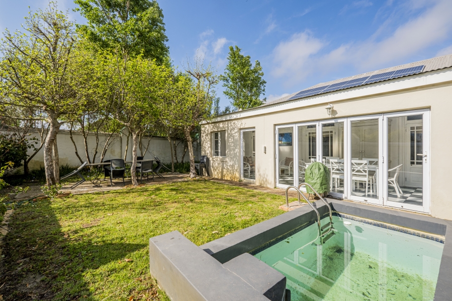 2 Bedroom Property for Sale in Franschhoek Western Cape